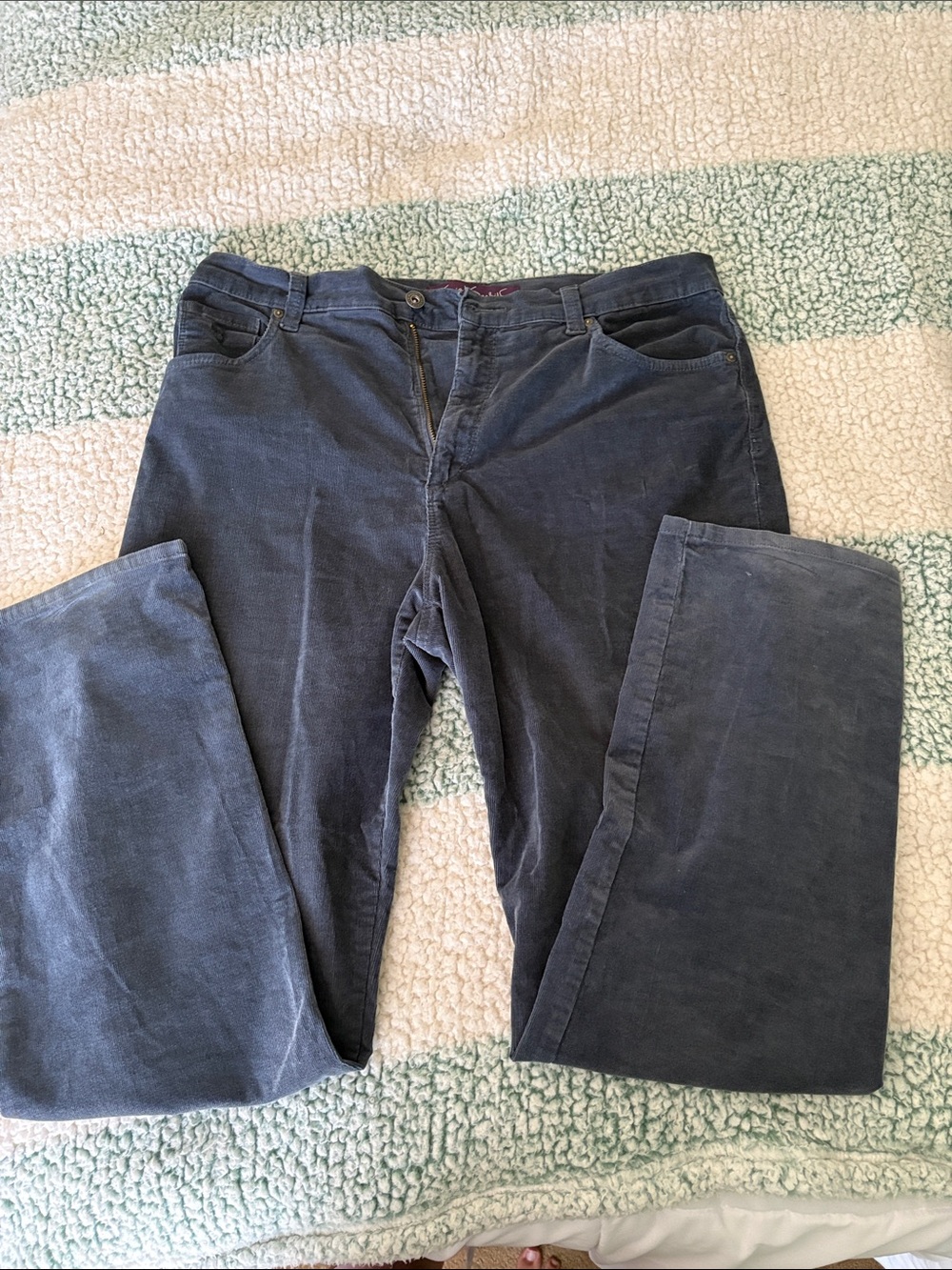 Gloria Vanderbilt Navy Corduroy Straight Leg Jeans